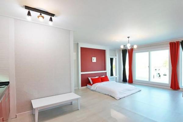 Goseong Dal Beach Pension