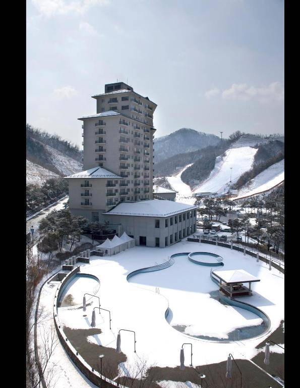 Elysian Gangchon Resort