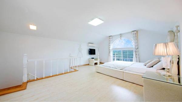 Hongcheon On The Hill Pension