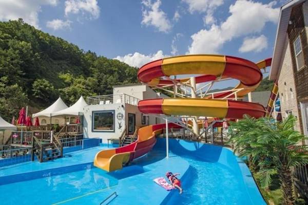 Gapyeong Chunhyang and Bangja