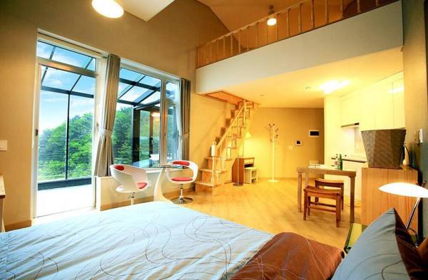 Namiseom Koi Couple and Family Pension