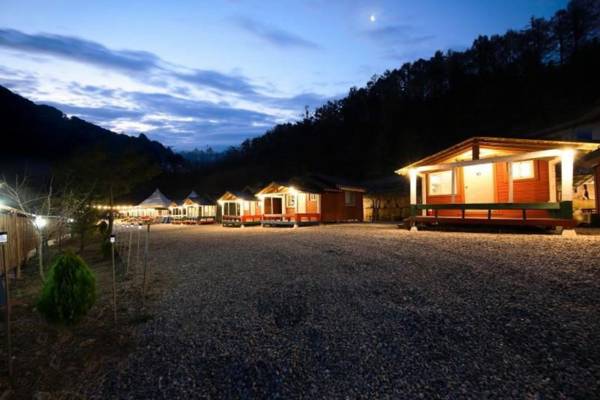 Chuncheon Healing Camp Pension