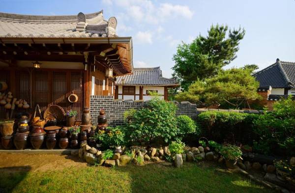 jeonjuhanog baggane - halinteugga hanogmaeul jungsim hanboghalin