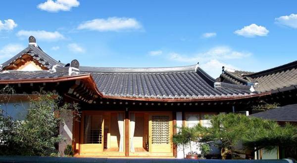 Jeonju Blue Cradle Hanok Pension