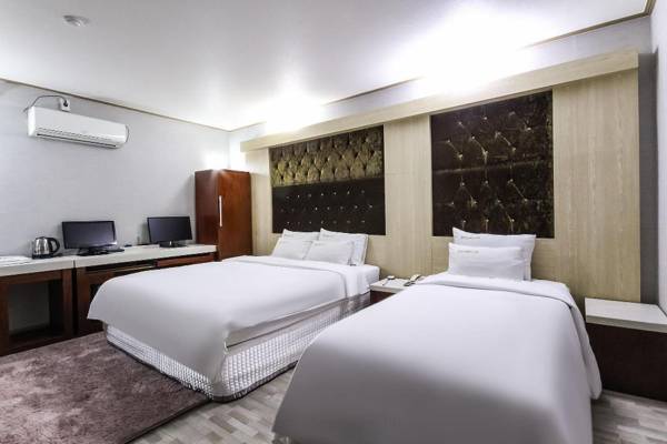 Jeonju Geumam-dong Beast