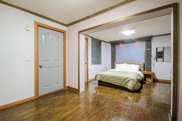 Jeonju Sanjeong-dong Taegeuk