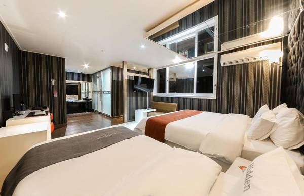 Jeonju Deokjin-dong Hotel Hidden