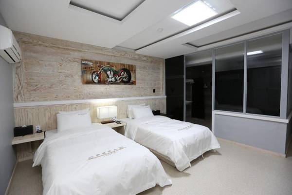 Jeonju Opera 21 Hotel