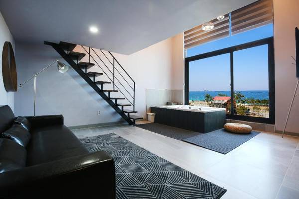 Gangneung W Spa Pension B