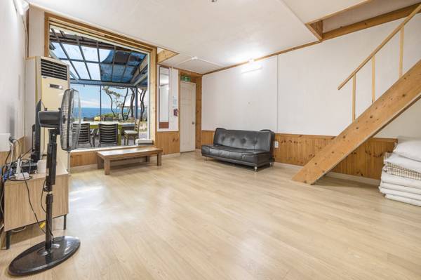 Gangneung Guytack Pension