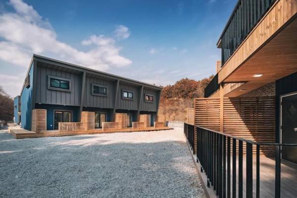 Gangneung Nine One Pension