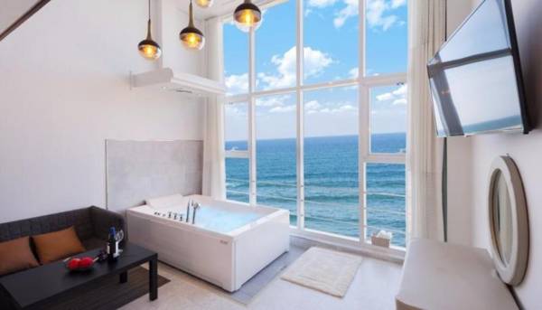 Gangneung Meerbrick Pension