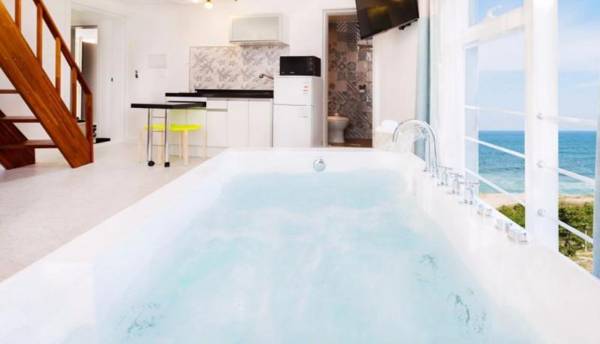 Gangneung Meerbrick Pension