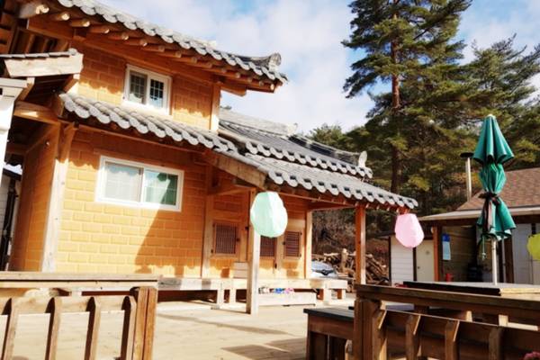 Gangneung Sinnaneun Pension