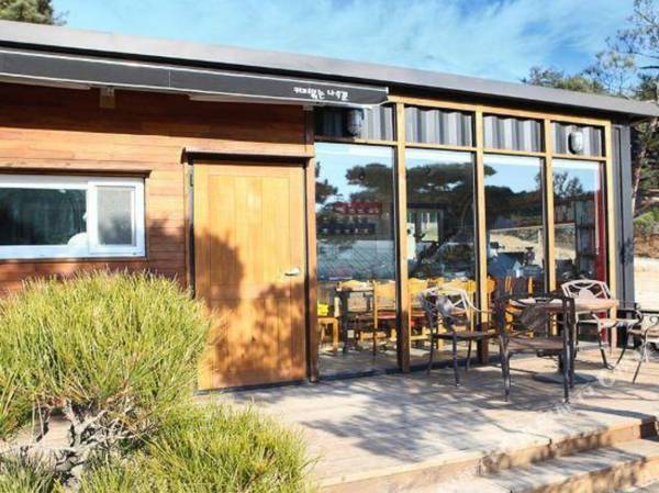 Gangneung Way to Gyeongpodae Pension