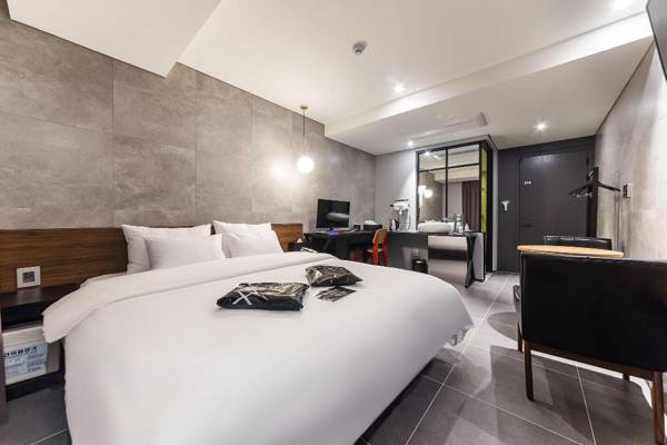 Anyang Premier Hotel XYM