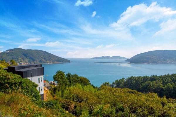 Arco Poolvilla Pension