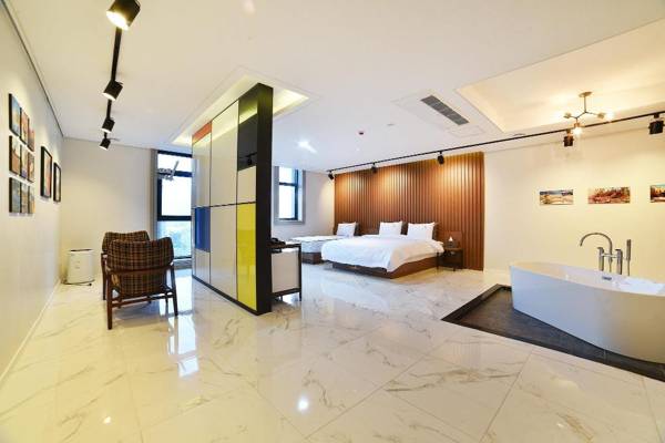 Yeosu K-boutique Hotel