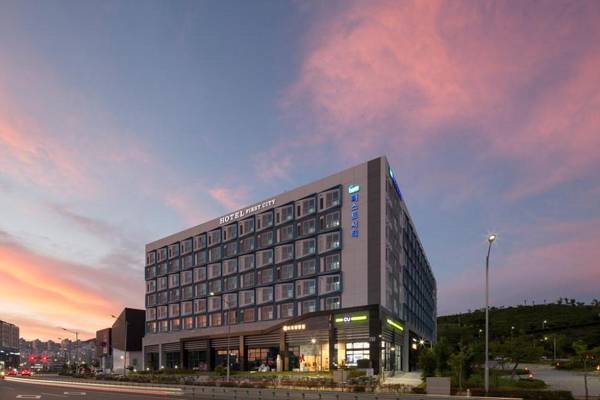 Yeosu Ungcheon Hotel First City