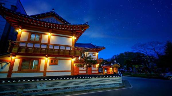 Gongju Moonlight Garden Guesthouse