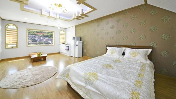 Tongyoung Macaio Pension