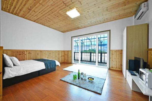 Hwacheon Turkey Valley Pension