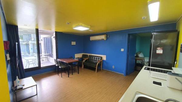 Yangju Gray Castle Pension