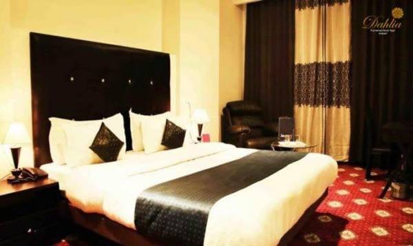 Dahlia Apartments Riggae