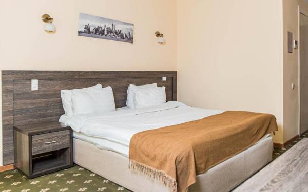 Golden Palace Hotel