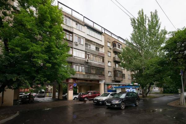 Nadezhda Apartment on Gogolya 117-87