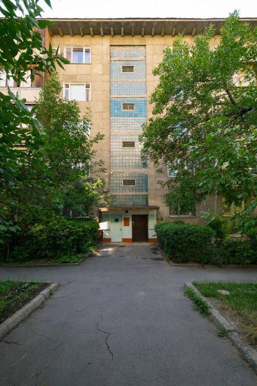 Nadezhda Apartment on Nauryzbay Batyra 37/1