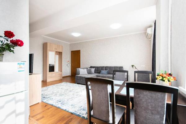 Comfortable apartment in the golden square.