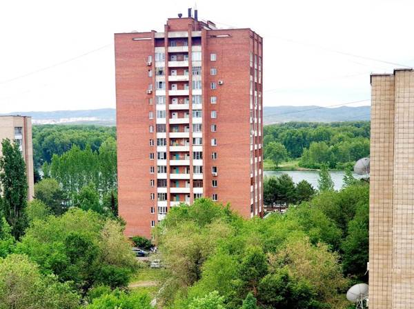 Apartment на Стрелке с красивым видом на Иртыш