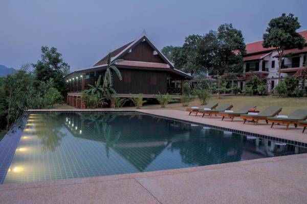 Nam Ou Riverside Resort