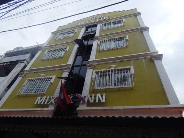 Mixok Inn