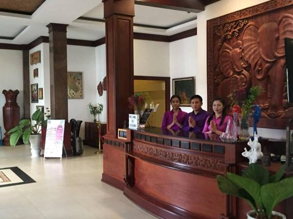 Seasons Riverside Hotel