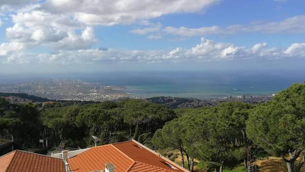 Splendid Valley & Sea View