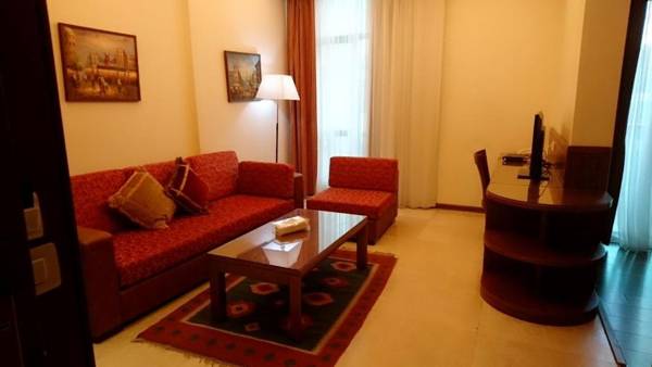 King Suites Hotel