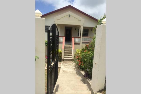 Delightful 4bed modern villa with WiFI