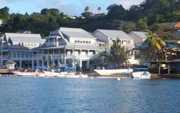 Superb Split Level Waterside Apt Marigot Bay St Lucia WI