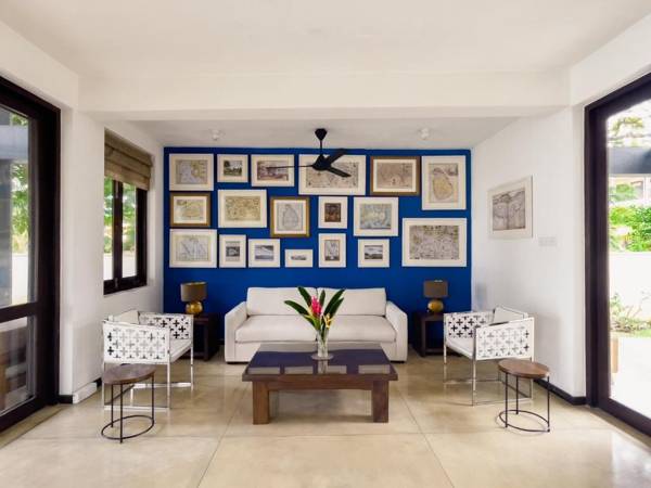 Parangi Weligama Bay