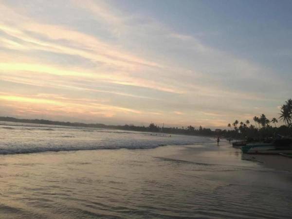 100 step beach White House