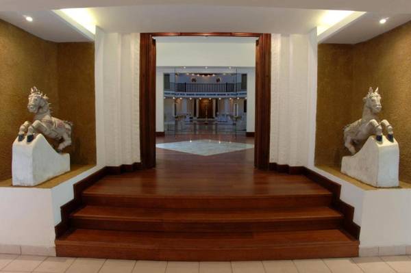 Royal Palms Beach Hotel