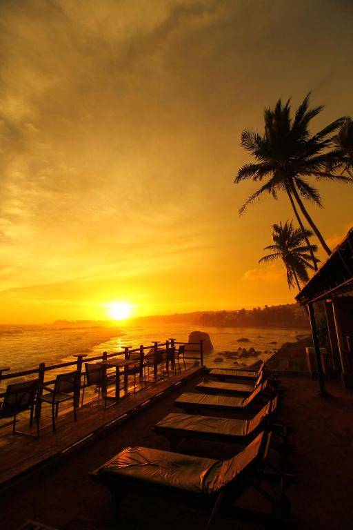 Rock Fort Hotel & SPA Unawatuna