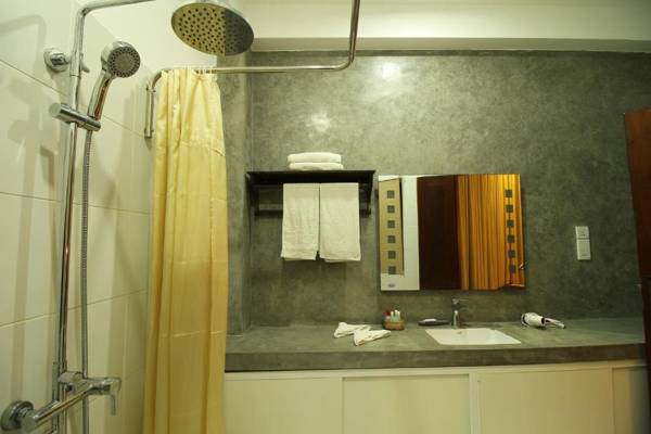 Rock Fort Hotel & SPA Unawatuna