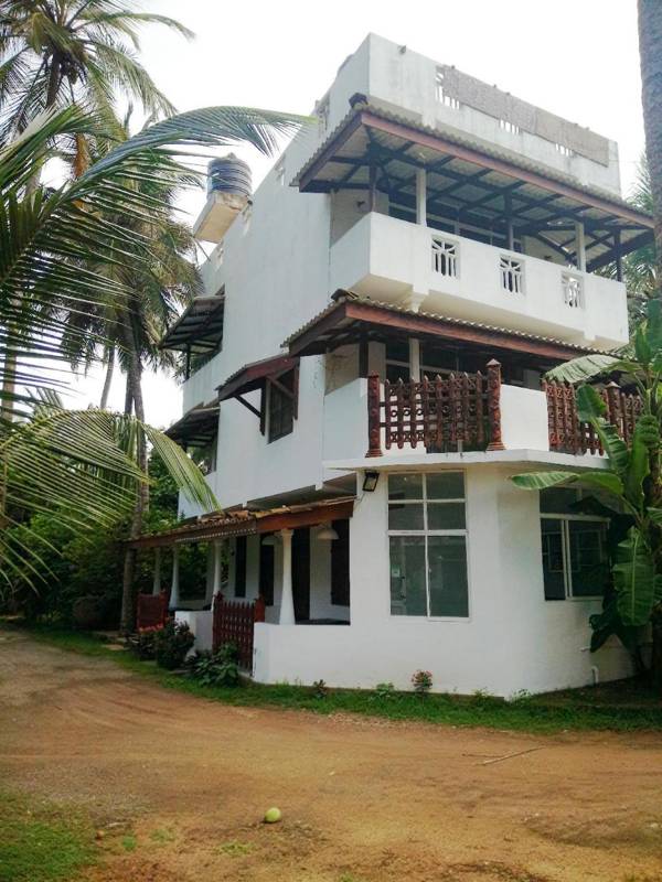 Sonri Villa & Restaurant