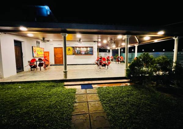 Nilaveli Hybrid Holiday Hotel