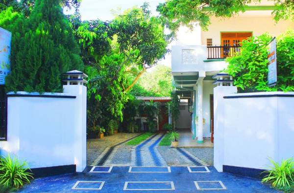 Sarath Home Stay & Safari Yala