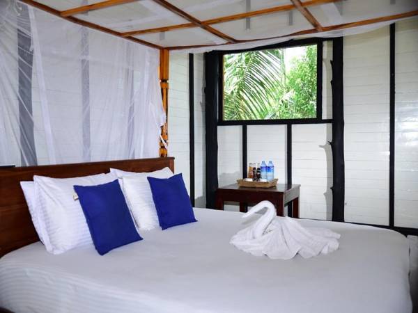 Harmony Beach Bungalows