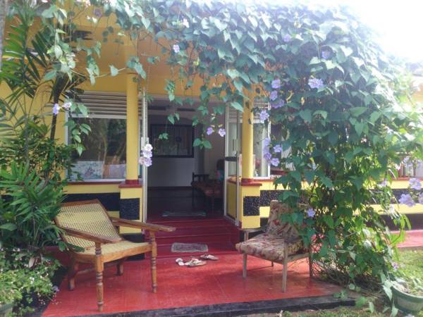 Ananda Home Stay and Restaurant